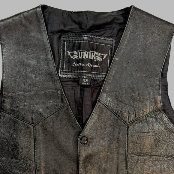 UNIK Men's Black Leather Motorcycle Vest Sz 42 Snaps Lace-Up Sides Pockets Biker - Picture 11 of 16